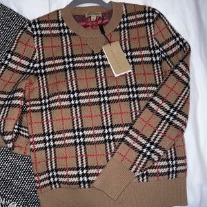 Burberry Cashmere Sweater Size XS